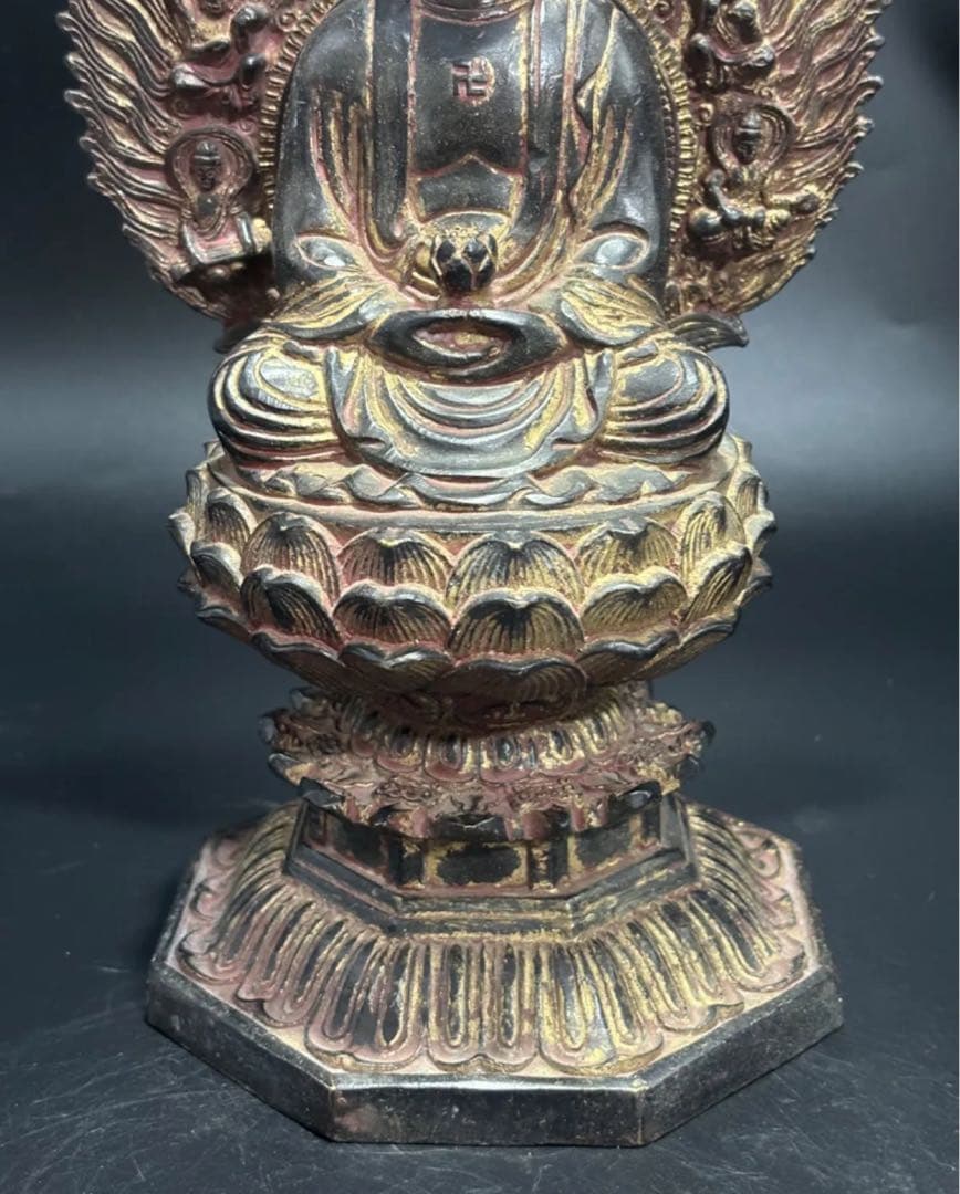 (期間セール)銅製　仏像 細かい彫刻　お釈迦様 釈迦如来　2つ