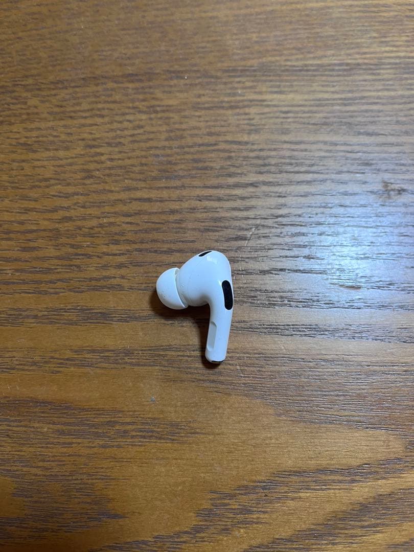 airpods pro 3 第3世代　充電ケース+片耳（左）