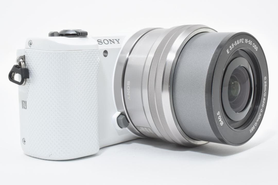 《 ショット極少》　ソニー SONY α5000 ILCE-5000 ホワイト