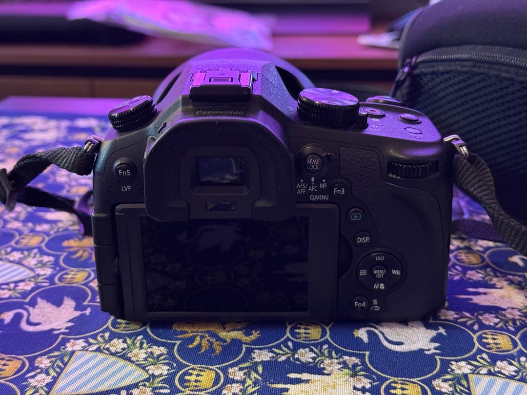Panasonic DMC-FZ1000 コンパクトデジタルカメラ