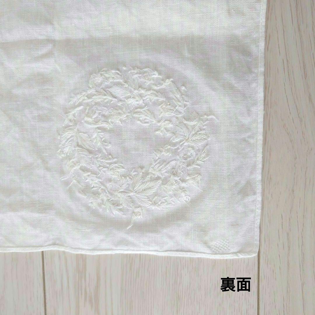 手刺繍入り　リネンクロス/リネンハンカチ【白糸刺繍ローズ】