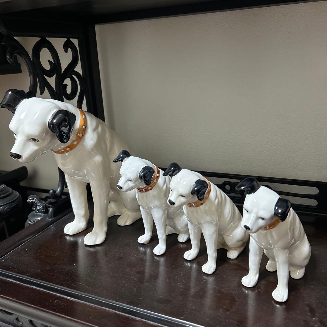 Victor ビクター犬　ニッパー陶器置物　4匹