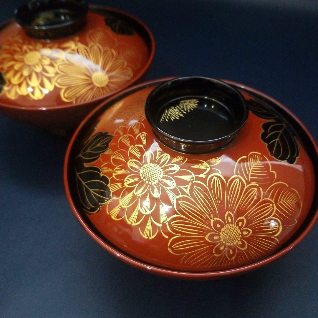 極美品 輪島塗 木製 吸物椀2客 朱漆内黒 沈金菊花文 煮物椀