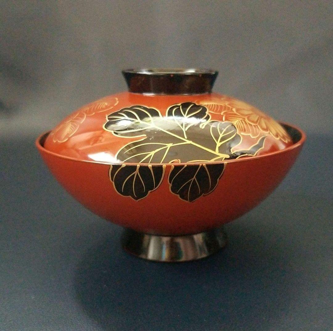 極美品 輪島塗 木製 吸物椀2客 朱漆内黒 沈金菊花文 煮物椀