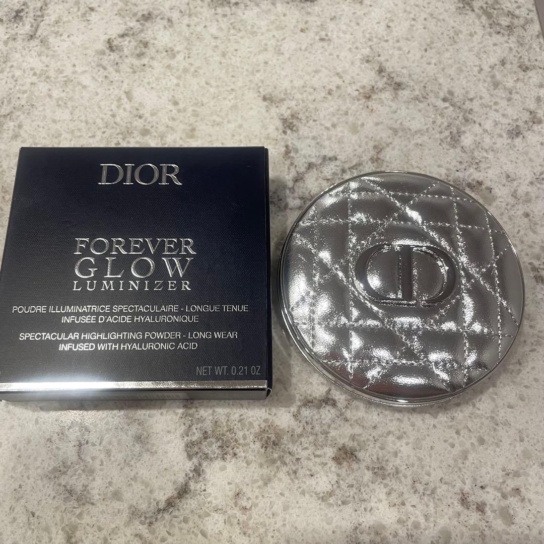 diorスキンフォーエヴァーグロウルミナイザー03