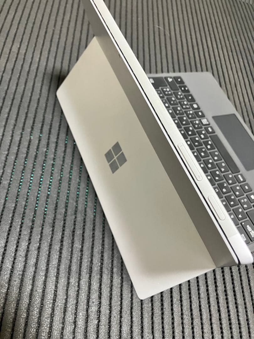 Windowsタブレット本体 Microsoft Surface Pro 7 256GB