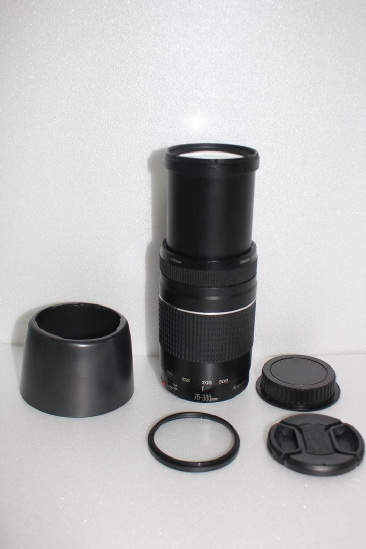 美品　CANON ZOOM LENS EF 75-300㎜1:4-5.6Ⅲ