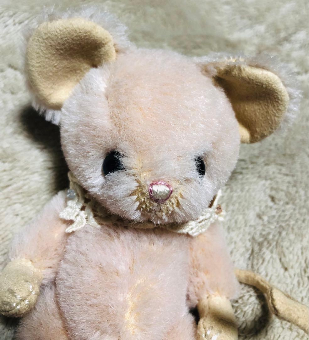 ネズミ　桃色のネズミ　作家　作家様　ハンドメイド　ぬいぐるみ