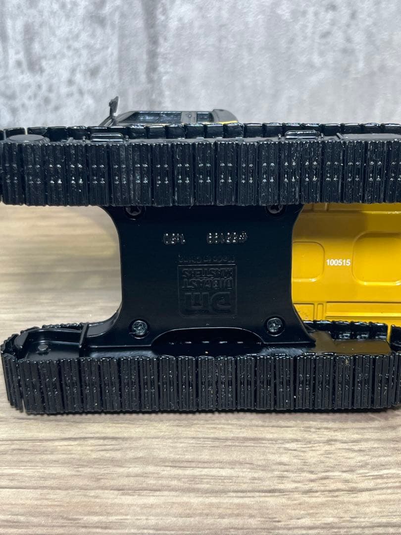 ダイキャストマスター　1/50 CAT 330D L 油圧ショベル+大型破砕機