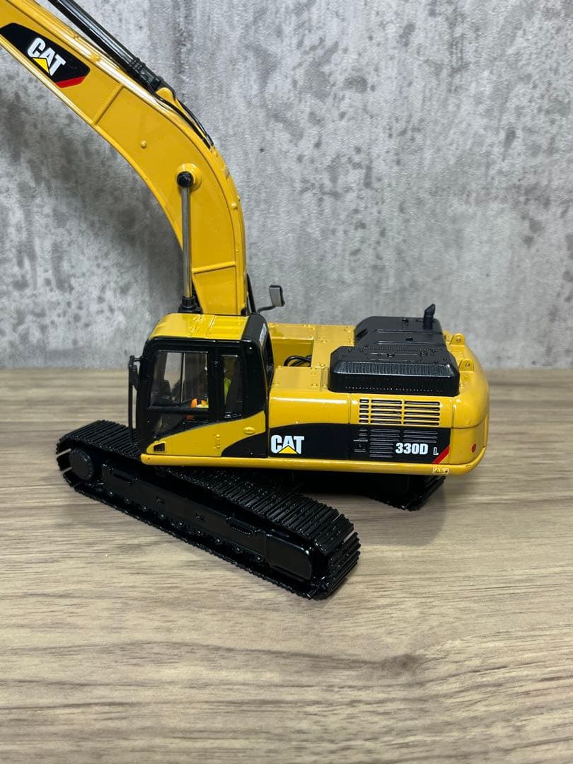 ダイキャストマスター　1/50 CAT 330D L 油圧ショベル+大型破砕機