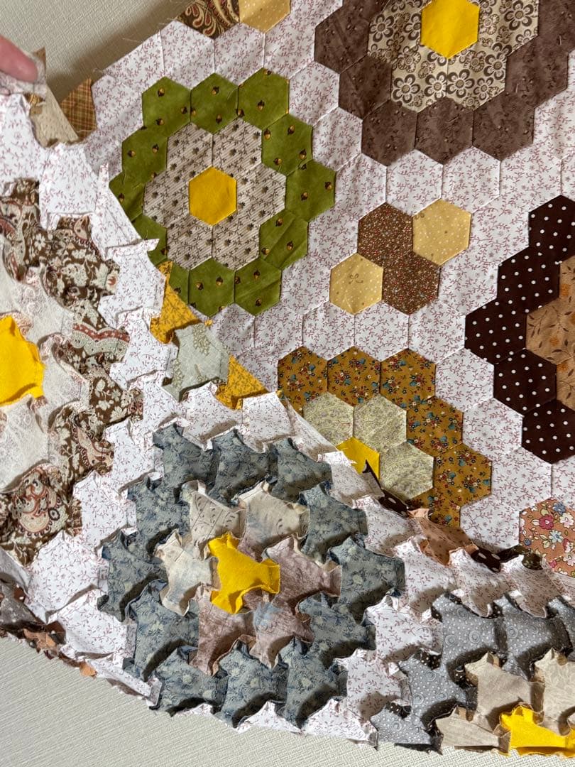 秋色ヘキサゴンのキルトトップ　パッチワーク　ハンドメイド