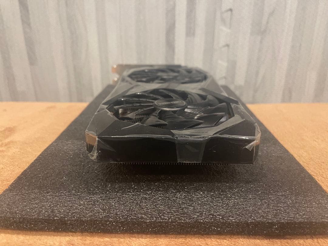 ASRock Radeon / RX7600 グラフィックボード 8GB