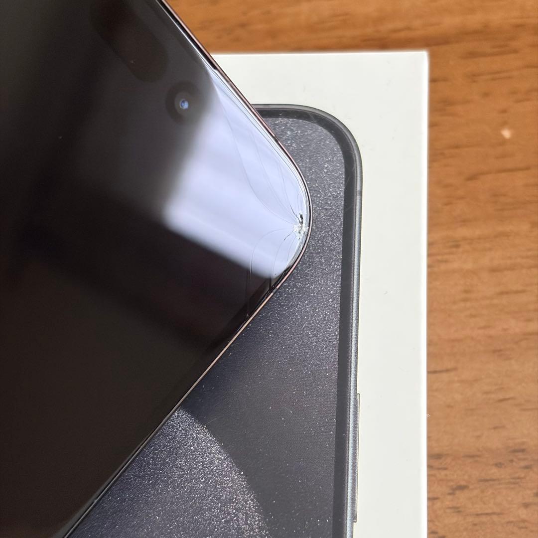 iPhone 15 Pro ブラックチタニウム 128GB SIMフリー