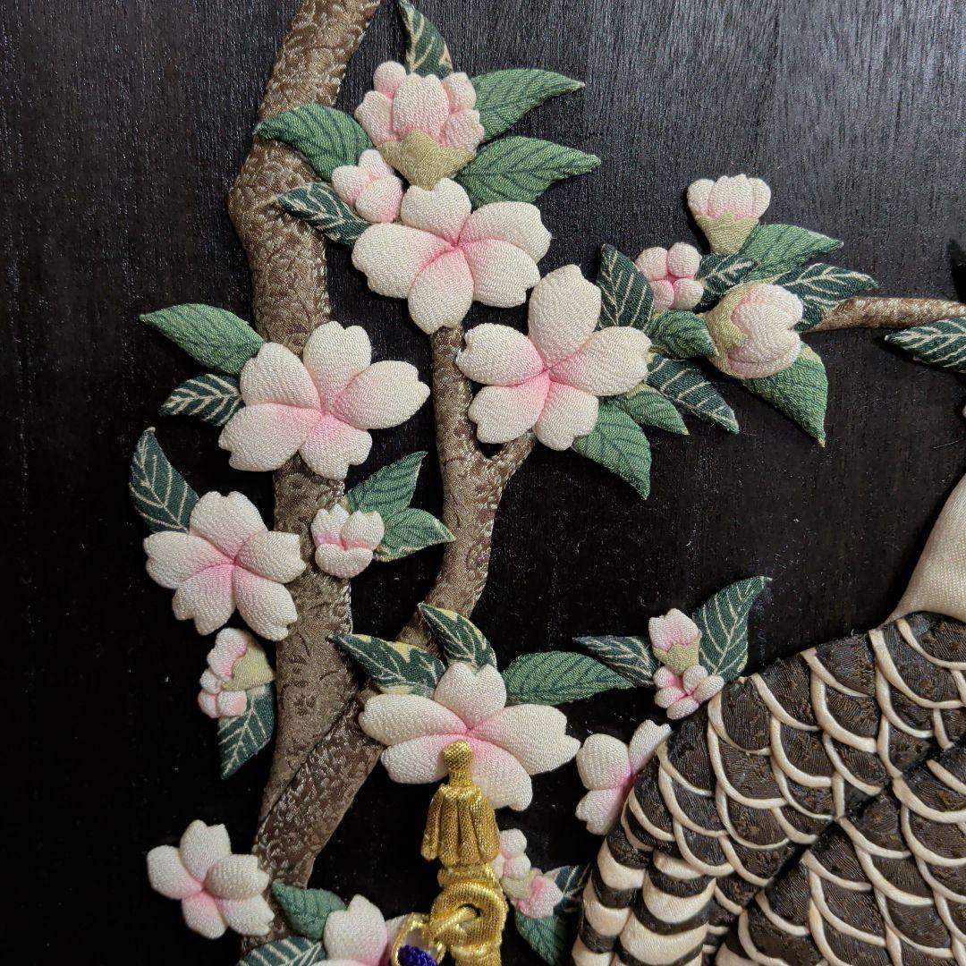 【期間限定】壁掛けタイプ 葛飾北斎 「桜に鷹」古布 押絵 ハンドメイド　江戸縮緬