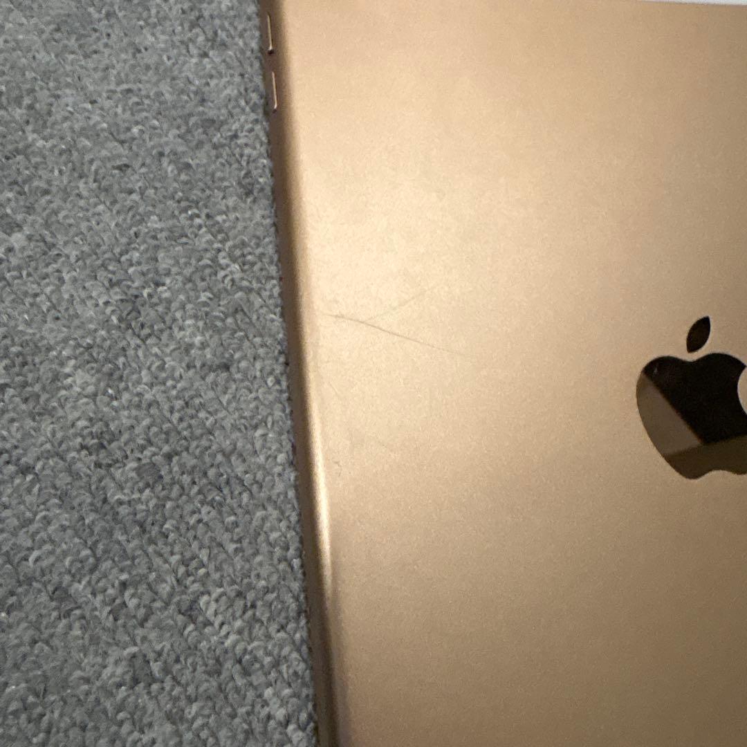 Apple iPad (128GB, ゴールド)