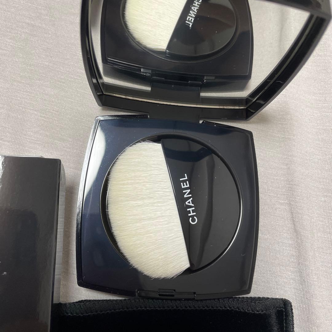 CHANEL プードゥル ルミエール フェイス パウダー　ハイライト　新品未使用
