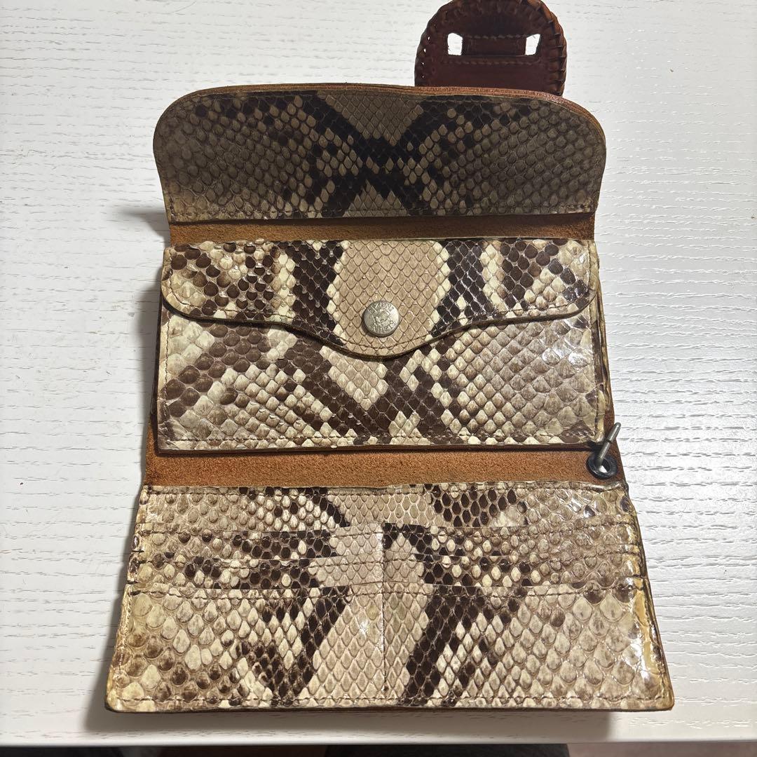 アルズニ 長財布