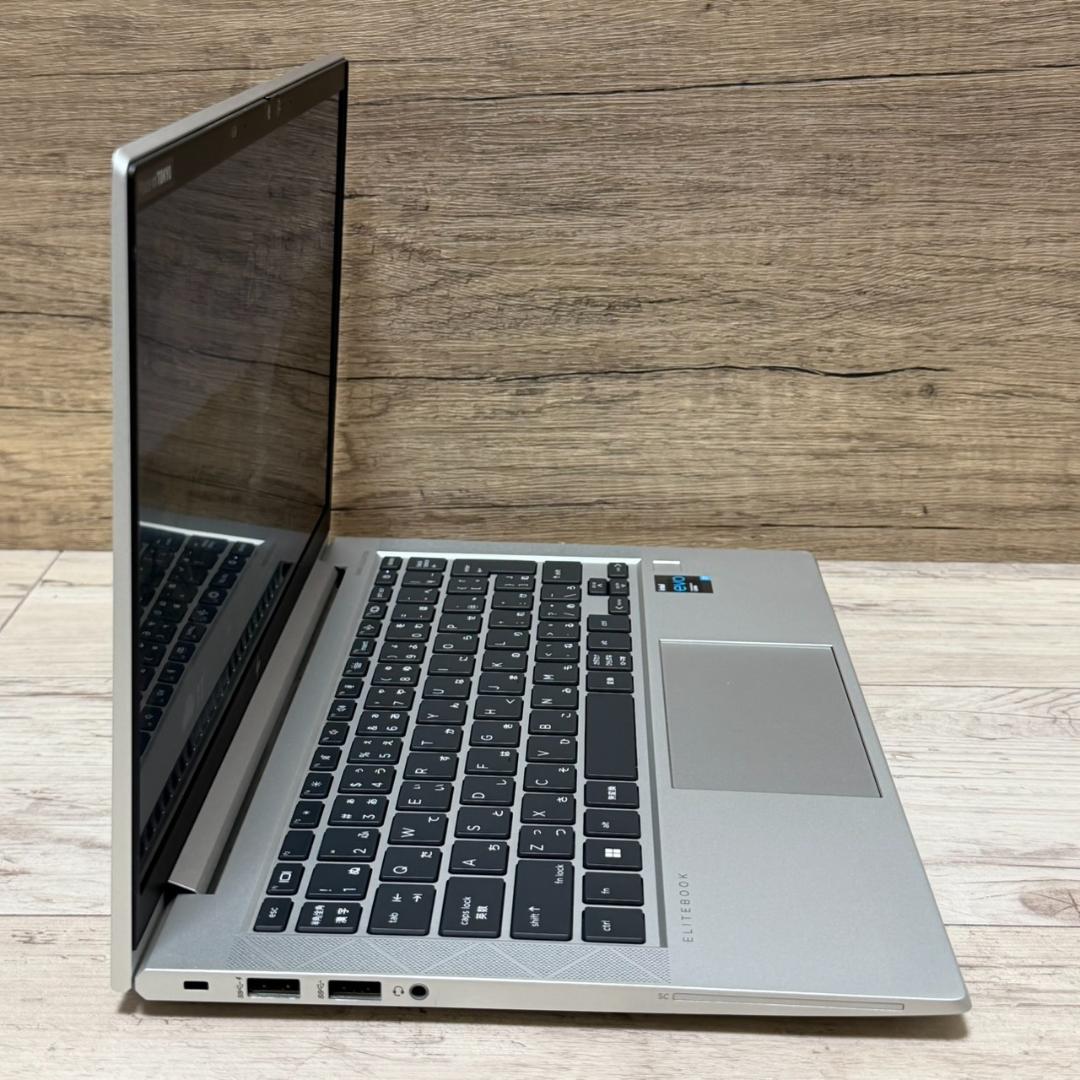 高性能！ HP 830G8 第11世代 i7 16GB 512GB