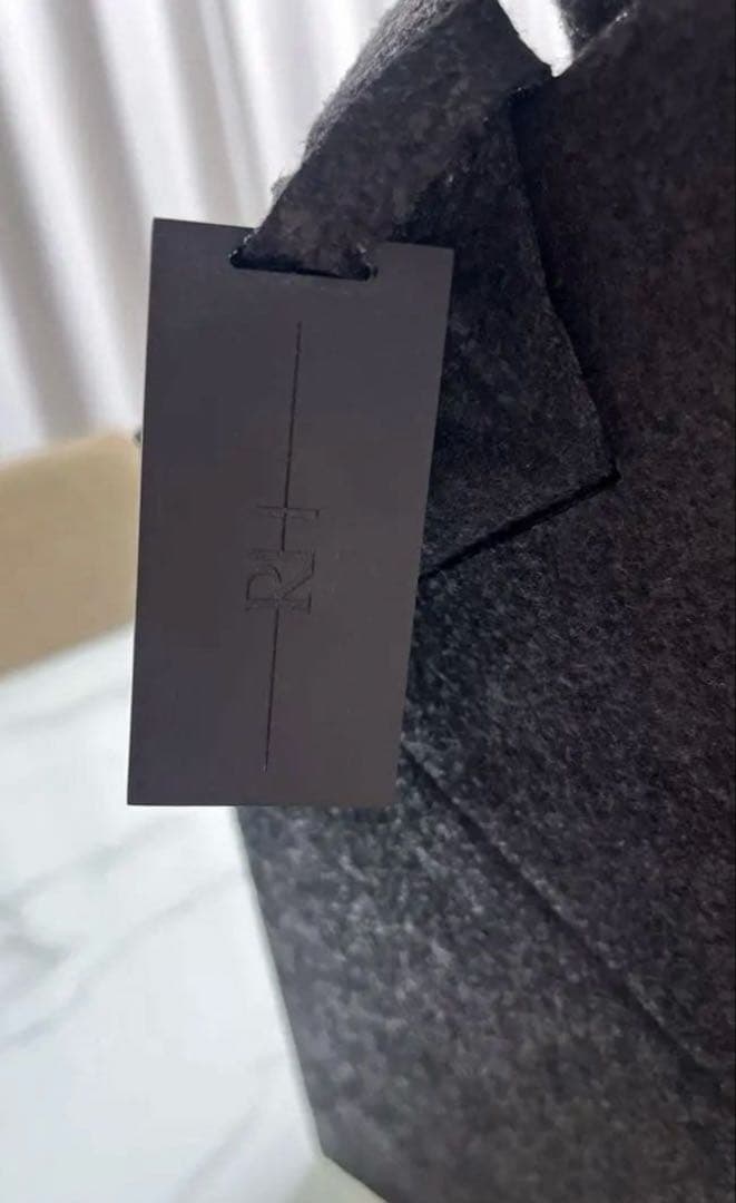 新型　リシャール　ヘネシー　ダニエル・リベスキンド 空箱　化粧箱　ケース