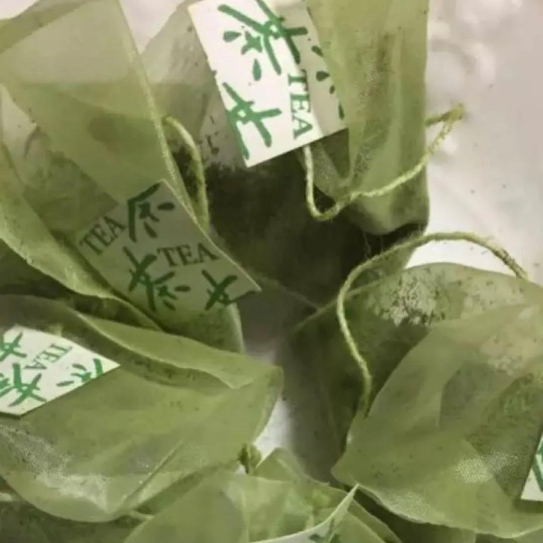 八女茶，緑茶(特上煎茶)750円5袋水出し煎茶3袋めめママです。
