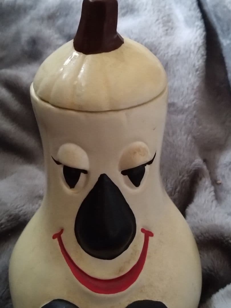 アメリカンヴィンテージ　陶器製　白い茄子(?)　小物入れ