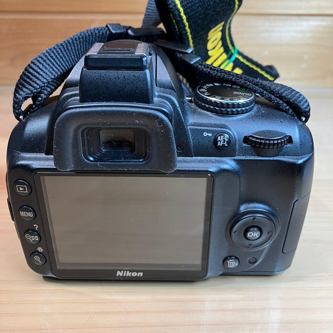Nikon D3000 レンズセット 18-55mmG