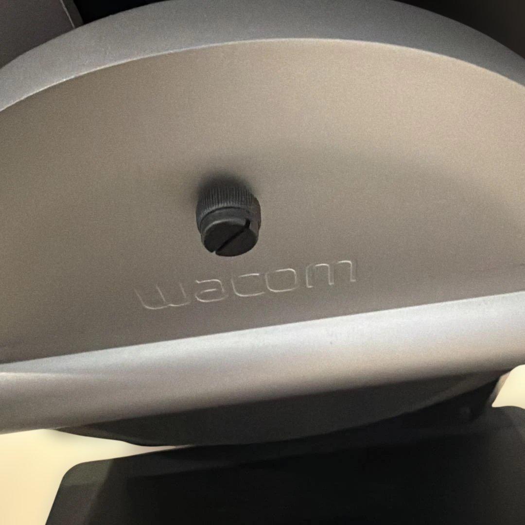 Wacom 液晶ペンタブレット 本体 スタンド