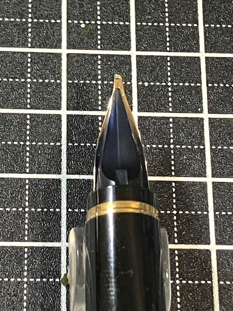 PILOT パイロット 万年筆 エラボー　旧型　嵌合式キャップ　SB