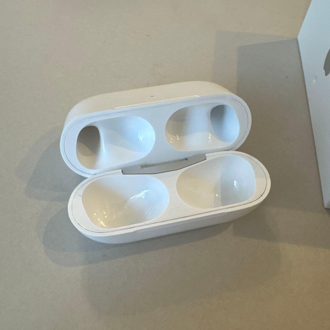 外箱・付属品有★AirPods PRO 第一世代