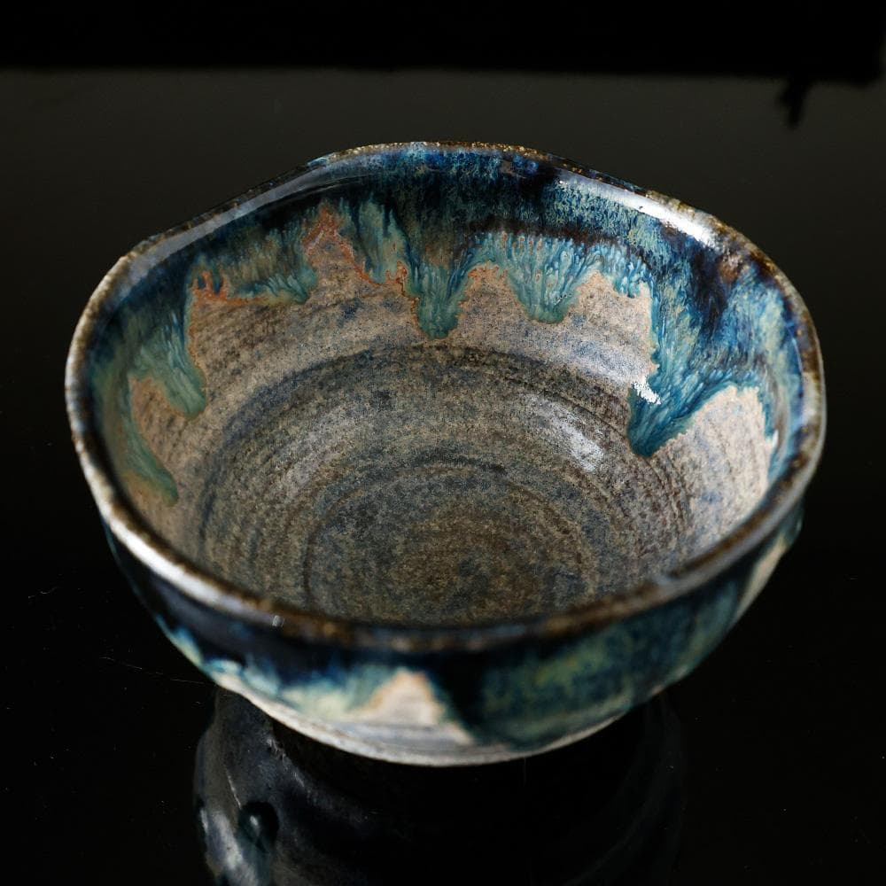 味わい深い自然釉の美しい 茶碗 抹茶椀 作家物 花押 茶道具 唐津