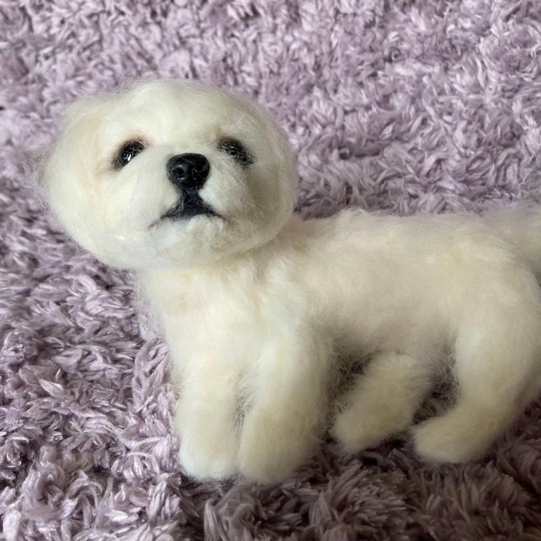 羊毛フェルト　マルチーズ