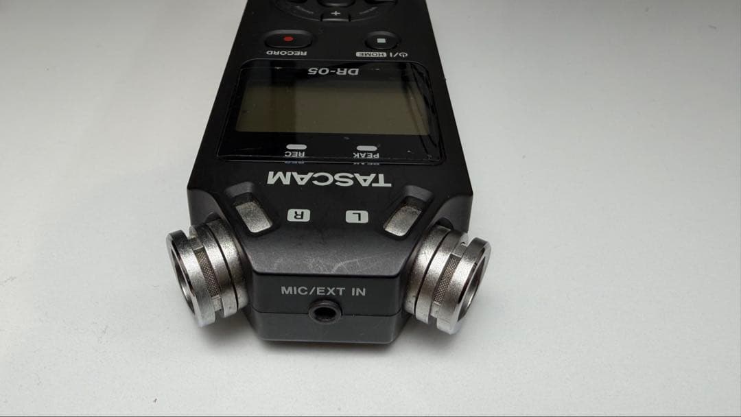 TASCAM DR-05 リニアPCMレコーダー